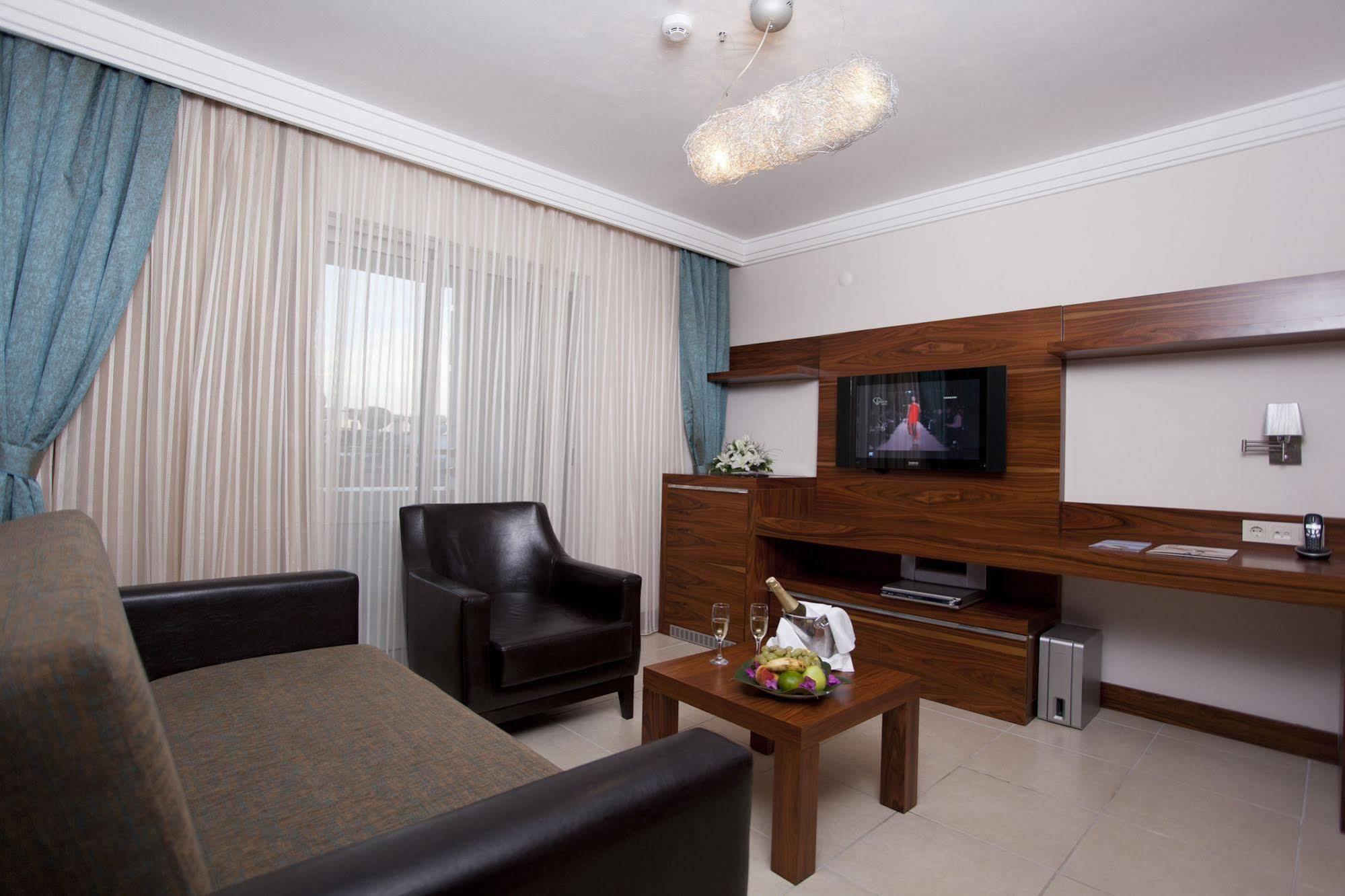 Xperia Grand Bali Hotel (Adults Only) アランヤ エクステリア 写真